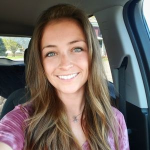 Meet your Posher, Carina